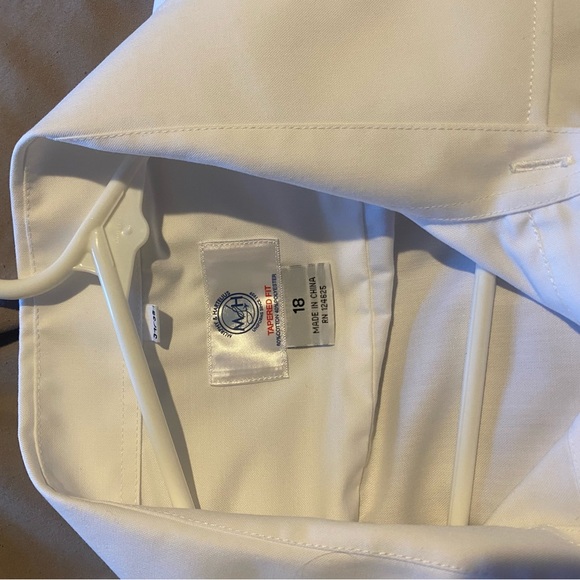 Two M and H Uniform Pilot Shirts (Long Sleeve) Neck Size 18 - Picture 3 of 3